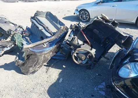 2013 Chevrolet Camaro Zl1 z USA, uszkodzony, nr VIN 2G1FL1EP3D9801796